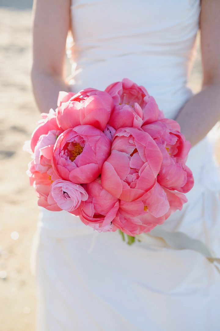 Outer Banks wedding photographer at the Sanderling Resort flowers