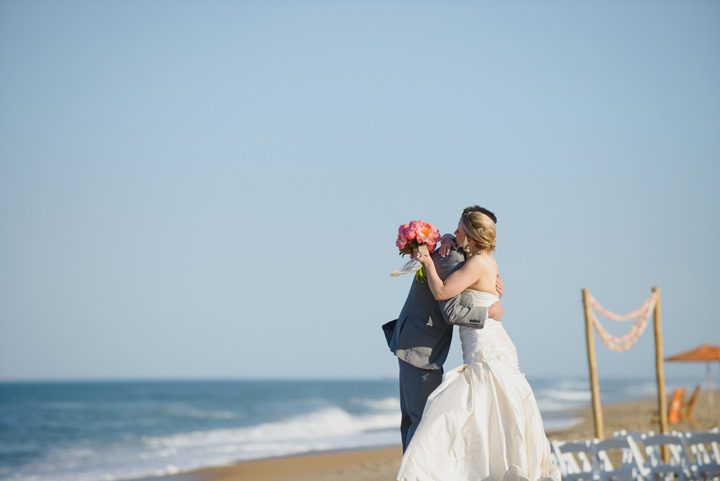 Outer Banks wedding photographer at the Sanderling Resort hug
