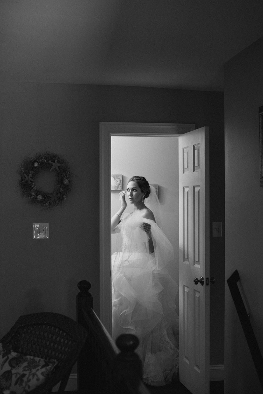 Jessica and Tom's Outer Banks wedding by Neil GT Photography BW Getting Ready