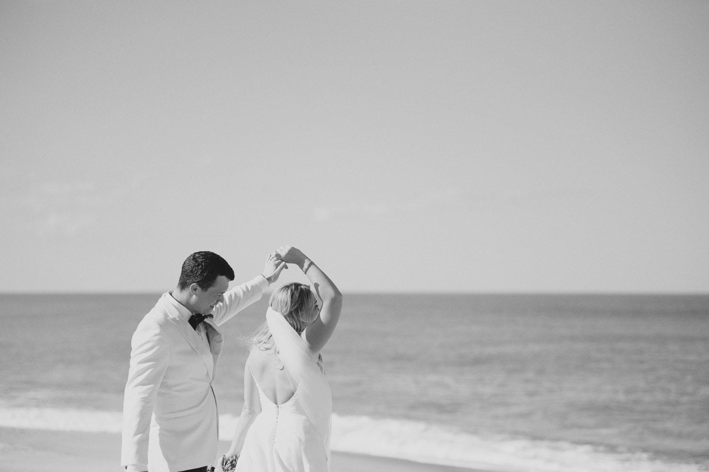 Bride and groom wedding photographer on the Outer Banks
